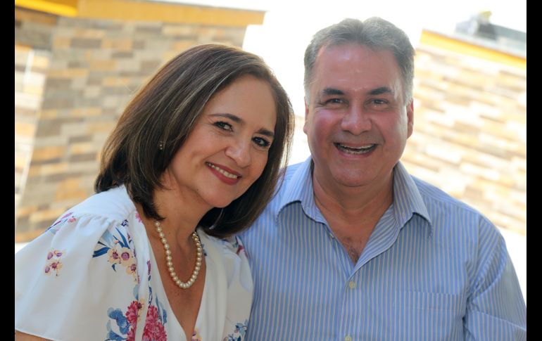 Laura Gutiérrez y Efraín Naranjo. GENTE BIEN JALISCO/Claudio Jimeno