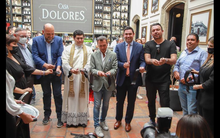 Mario Ávalos, Padre Lolo, Pablo Lemus, Juan Carlos Álvarez y Alejandro Barrios. GENTE BIEN JALISCO/Antonio Martínez