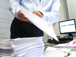 El orden y la digitalización de la información se está consolidando en los gobiernos estatales. EL INFORMADOR/Archivo