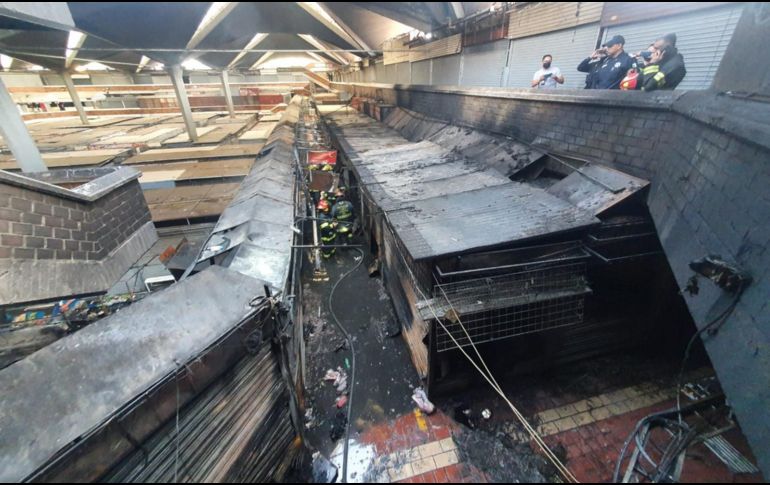 Hasta el momento, Pablo Lemus dice que no hay daño estructural tras el incendio en el Mercado San Juan de Dios. EL INFORMADOR / A. Navarro