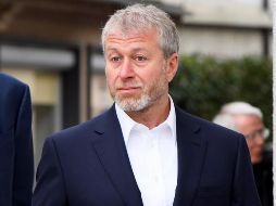 Según medios turcos, al salir del edificio donde se había celebrado una reunión un bote de gas estalló al paso de Roman Abramovich y tres acompañantes suyos, causando síntomas de quemazón y pérdida momentánea de visión. EFE / ARCHIVO