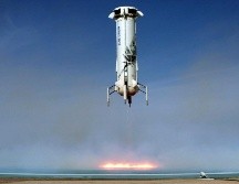 El cohete de Blue Origin con cero emisiones de gases de efecto invernadero aterrizó verticalmente. / AP / ARCHIVO