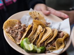 Según la historia, el origen del taco se remonta hasta la época prehispánica. EFE/ARCHIVO