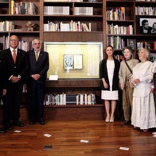 Octavio Paz: Depositan las cenizas del ganador del Nobel en el Colegio de San Ildefonso
