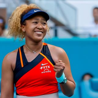 ¡Vuelve a sonreír! Naomi Osaka se clasifica a su primera final en más de un año
