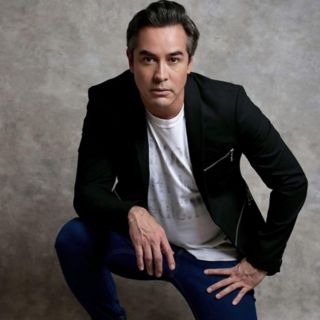 Jorge Gallegos, promociona "Tenemos que hablar"