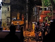 Grupos de rescate trabajan en las zonas afectadas por las inundaciones. AFP/B. Kaiuca