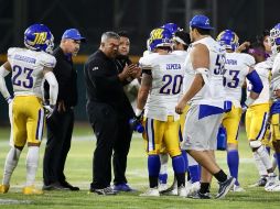 Son ya 80 puntos los que ha concedido Reyes en sus últimos dos juegos. CORTESÍA