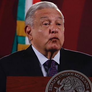 Conservadores que están en mi contra, "se creen de la moronga azul": AMLO