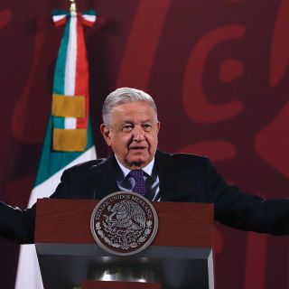 "Pura Trampa": AMLO dice que el INE aplica veda a simpatizantes de la revocación de mandato