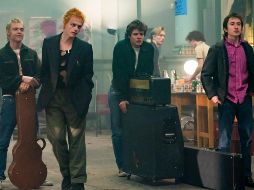 “Pistol” es protagonizada por Toby Wallace como Steve Jones, Jacob Slater como Paul Cook. CORTESÍA / Star+