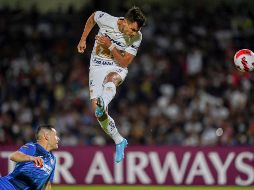 Juan Dinenno anotó a los minutos 35 y 45+2; por Cruz Azul descontó Cristian Tabó al 83. AP/F. Llano