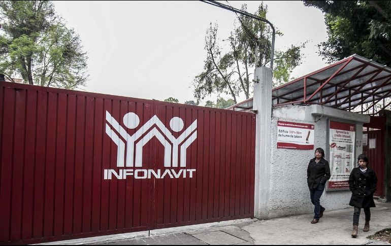 El delegado del Infonavit también alertó sobre fraudes por inmobiliarias que venden casas en remate o paquetes. SUN / ARCHIVO
