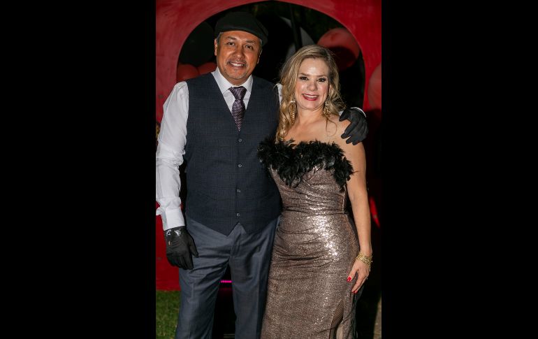 Sergio Tlapale y Angélica Sánchez. GENTE BIEN JALISCO/Jorge Soltero