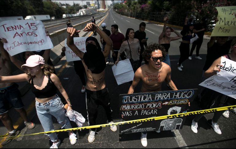 La muerte de Hugo causó indignación entre familiares y amigos, que se manifestaron para exigir justicia a las autoridades. SUN / ARCHIVO