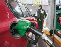 Toma tus maletas, el precio de las gasolinas estará más barato en las próximas dos semanas. EL UNIVERSAL/ Archivo