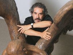 El artista plástico Jorge Marín presenta la exposición “Diacronías”, un conjunto de piezas de bronce. ESPECIAL/MUSA