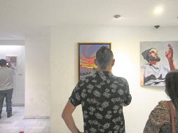 Pasillo del arte. La exposición al interior del Hotel Misión Carlton está abierta para visitantes y huéspedes. EL INFORMADOR/F. González