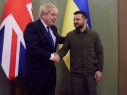 El Primer ministro de Inglaterra acudió a Kiev para entrevistarse con el presidente de Ucrania. EFE