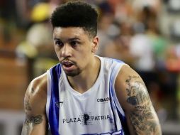 Tan sólo en el último partido, el estadounidense finalizó como líder de Astros en tres departamentos: encestó 18 puntos, ganó nueve rebotes y dio cuatro asistencias. TWITTER/@AstrosJalisco