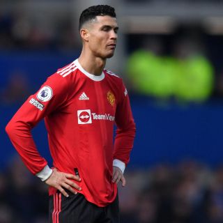 Cristiano Ronaldo ofrece disculpa por incidente del celular