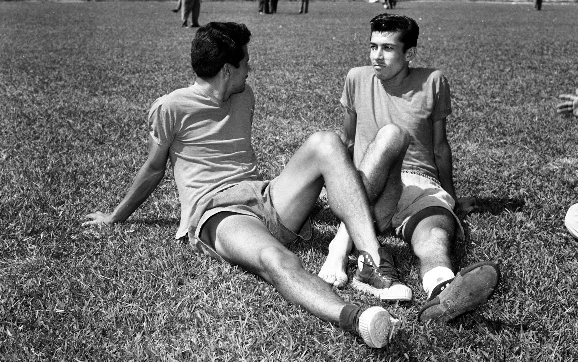 Javier Valle (DERECHA) durante su etapa como futbolista. EL INFORMADOR/ARCHIVO
