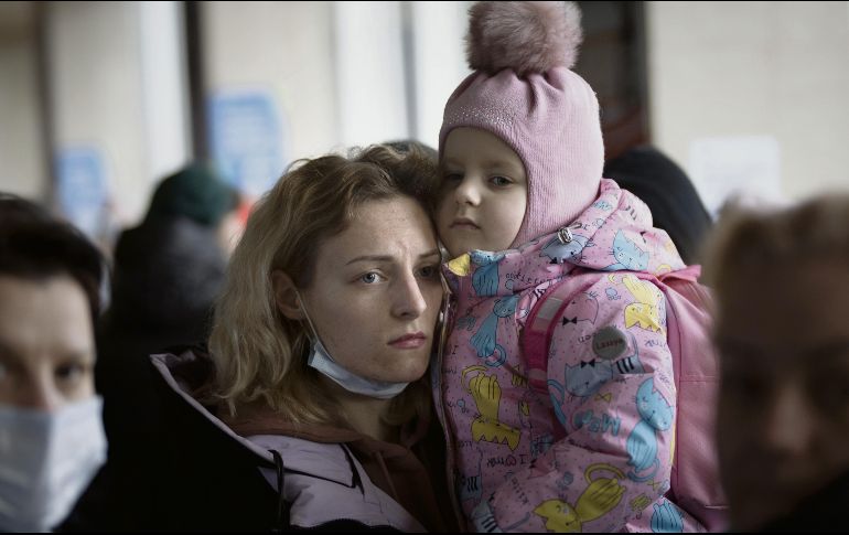 Miles de familias ucranianas han sido separadas por la guerra. AP/E. Morenatti