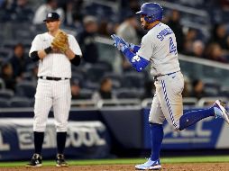 Los fanáticos abuchearon a George Springer en cada uno de sus turnos, pero a pesar de eso solo le faltó un triple para completar el ciclo en su primera posición en el orden al bate. AFP / Elsa