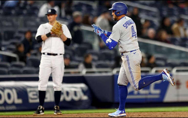 Los fanáticos abuchearon a George Springer en cada uno de sus turnos, pero a pesar de eso solo le faltó un triple para completar el ciclo en su primera posición en el orden al bate. AFP / Elsa