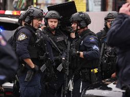 No obstante, la Policía indica que no ha detectado artefactos explosivos, pese a los primeros rumores sobre dispositivos no detonados. EFE / J. Lane