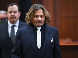 Tanto Johnny Depp como Amber Heard, se presentaron durante la primera jornada de careos iniciada este lunes. AP / B. Smialowski