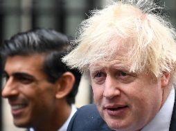 Boris Johnson y Rishi Sunakr recibieron hoy la notificación de que serán sancionados por la Policía Metropolitana (Met). AFP / D. Leal