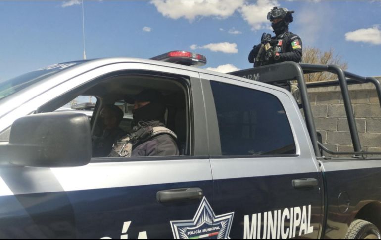 La policía de Zacatecas fue alertada por automovilistas de los cinco cuerpos. SUN/ ARCHIVO