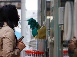 La Organización Mundial de la Salud (OMS) incluyó las subvariantes este lunes a la lista de monitoreo del organismo internacional. EFE/M. Cristino