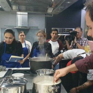 ¡Ya no lo hagas mal! Ocho errores que cometes al cocinar el arroz