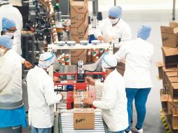Empleos. El sector de servicios es uno de los principales generadores de nuevas plazas laborales luego de levantarse algunas restricciones vigentes por la pandemia. Especial