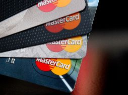 El uso de la tarjeta de crédito puede ser un arma de dos filos. AP / ARCHIVO