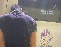 El detenido dijo llamarse Jesús Miguel “N”, de 25 años y fue llevado ante el Ministerio Público. ESPECIAL /