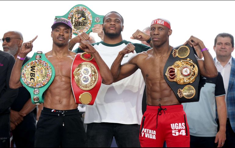 La pelea entre Errol Spence (izq.) y Yordenis Ugás (der.) será transmitida por ESPN y STAR+ a partir de las 20:00 horas. AFP/T. Pennington
