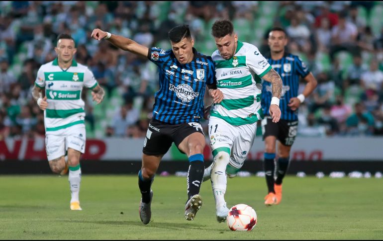 En tiempo de compensación los laguneros obtuvieron la igualada ante un Querétaro que complicó el juego de los locales. IMAGO7/S. Perales