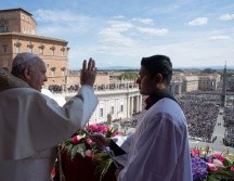 El Papa durante su tradicional bendición 