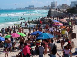 Cancún presentó una importante reactivación económica esta Semana Santa. EFE/A. Cupul