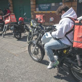 ¿Choferes de Uber y repartidores de Rappi deben pagar impuestos?