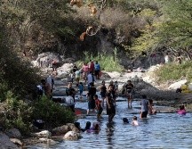 Se les solicitó a los visitantes atender las indicaciones de los guardabosques y elementos de seguridad que realizaron recorridos de vigilancia. TWITTER / @BosquePrimavera