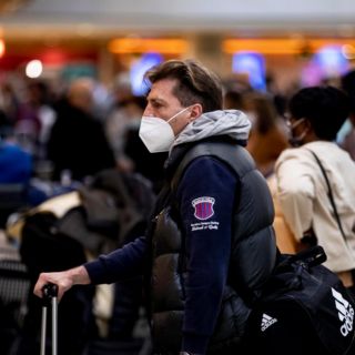 COVID: Ya no es obligatorio usar cubrebocas en el transporte público en Estados Unidos