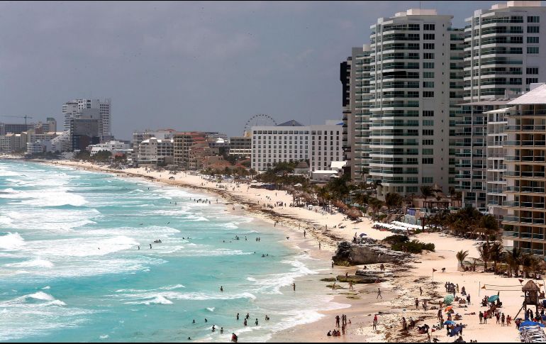 Las playas del Caribe mexicano son las favoritas de los turistas norteamericanos que visitan el país. EFE/A. Cupul
