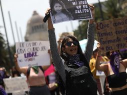 Algunas manifestantes aseguraron haber sido agredidas y relataron que las mujeres policía, que custodiaron la marcha, les robaron sus pertenencias. EFE / S. Gutiérrez