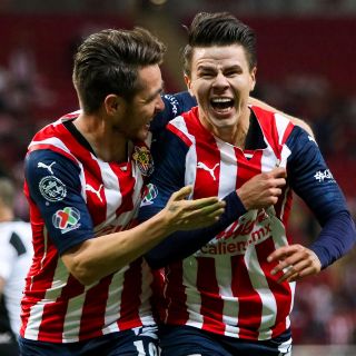 ¡A golazos! Chivas vence a Xolos y pone un pie en el Repechaje