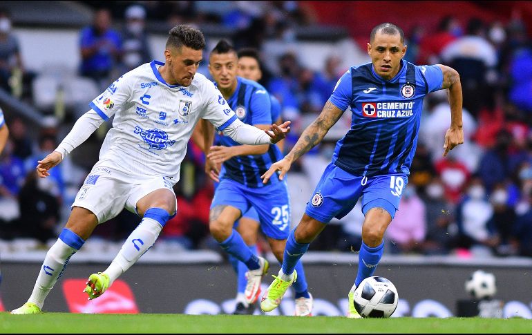 El partido Querétaro vs Cruz Azul podrá ser visto en televisión restringida y streaming. IMAGO7