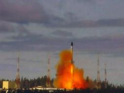 El ejército ruso anunció el miércoles que había disparado con éxito por primera vez el misil Sarmat de muy largo alcance y nueva generación, aclamado por el presidente Vladimir Putin como 